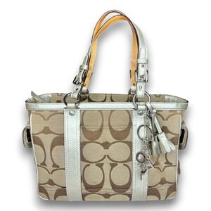 COACH Signature C Khaki White Gallery Tote Purse w/ Charms EUC